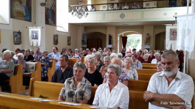2017 Temetői harangláb és az áthelyezett keresztek megáldása
