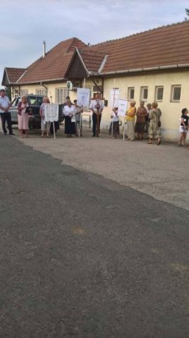 2017 Temetői harangláb és az áthelyezett keresztek megáldása