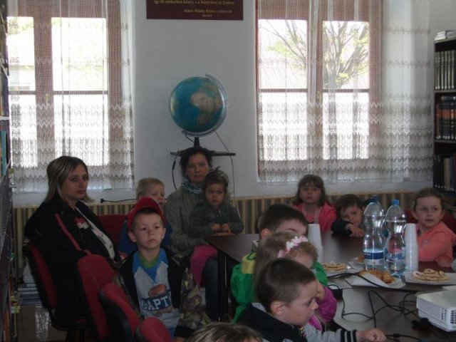 2017 Mesevetítés a könyvtárban