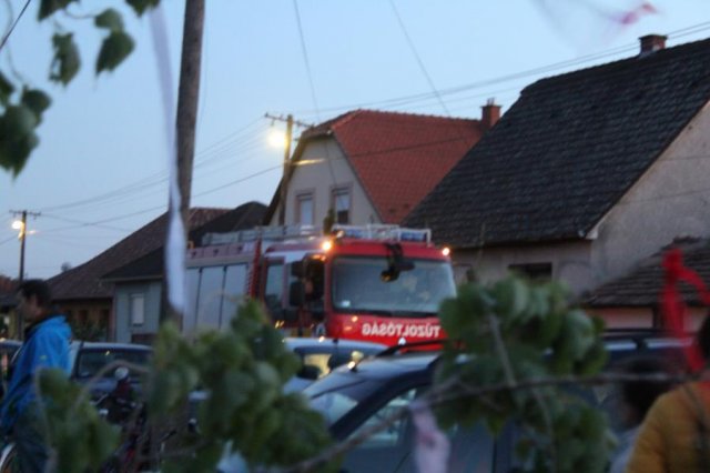 2017 Szent Iván éji tűzgyújtás, Májusfa állítás