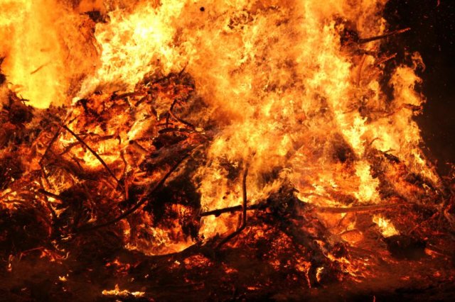 2017 Szent Iván éji tűzgyújtás, Májusfa állítás