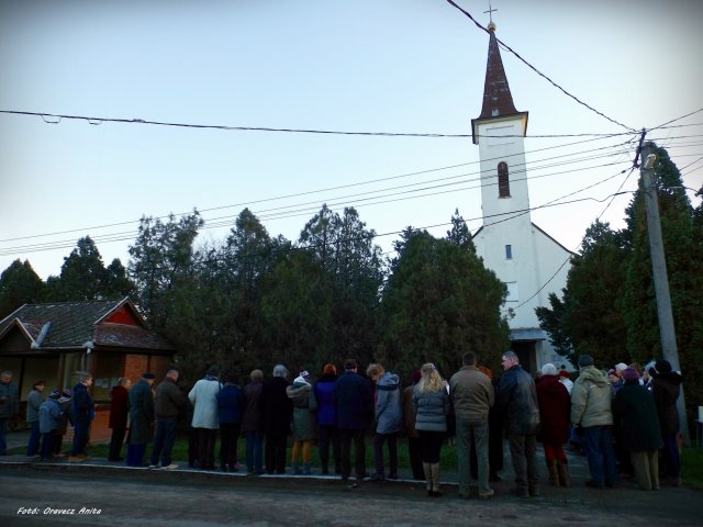 Adventi gyertyák meggyújtása 2015