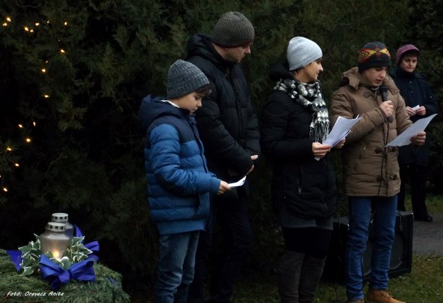 Adventi gyertyák meggyújtása 2015