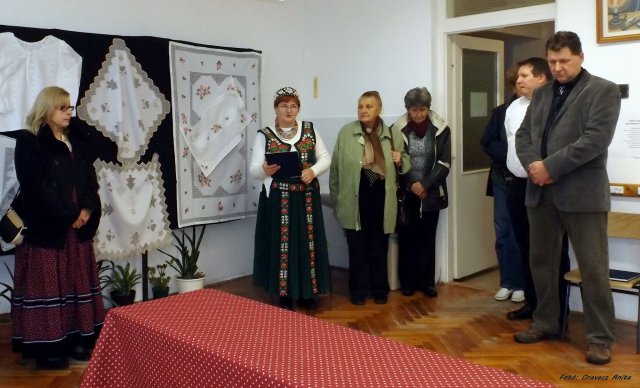 Egyedi tárgyak, gyűjtemények kiállítása