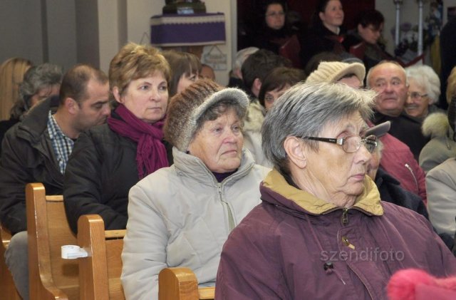 Melódia Karácsonyi Koncert