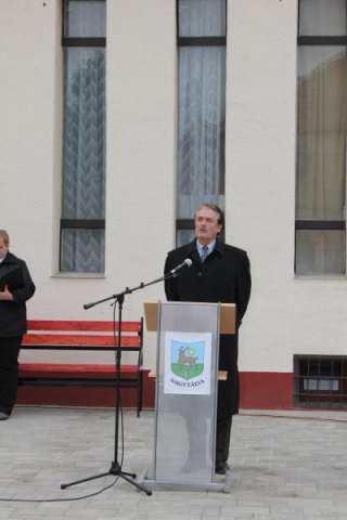 2016-1956-os megemlékezés, emlékmű átadása