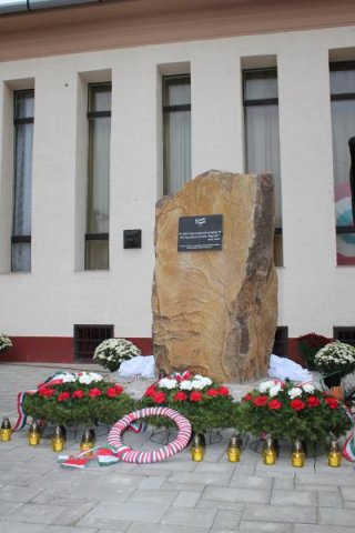 2016-1956-os megemlékezés, emlékmű átadása